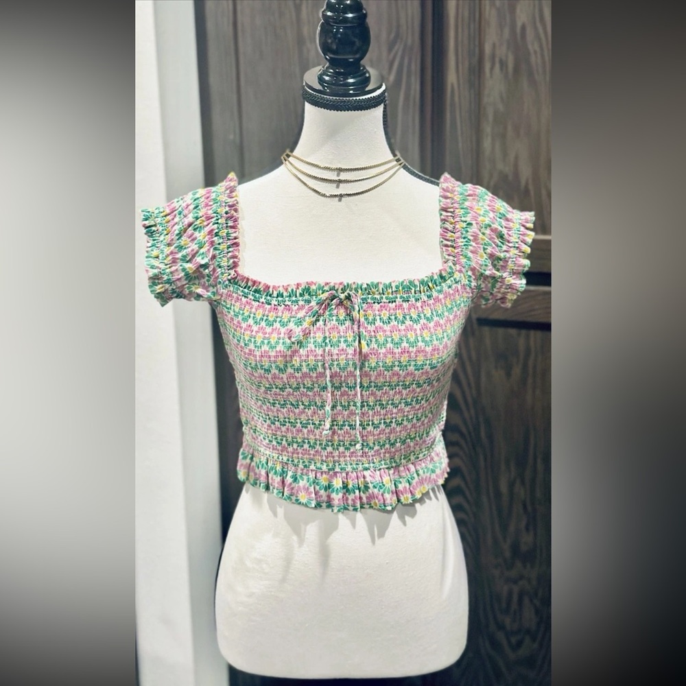 NWOT Zara Medium Smocked Retro Daisy Cropped Top Festival Boho Hippie 70s Vibe